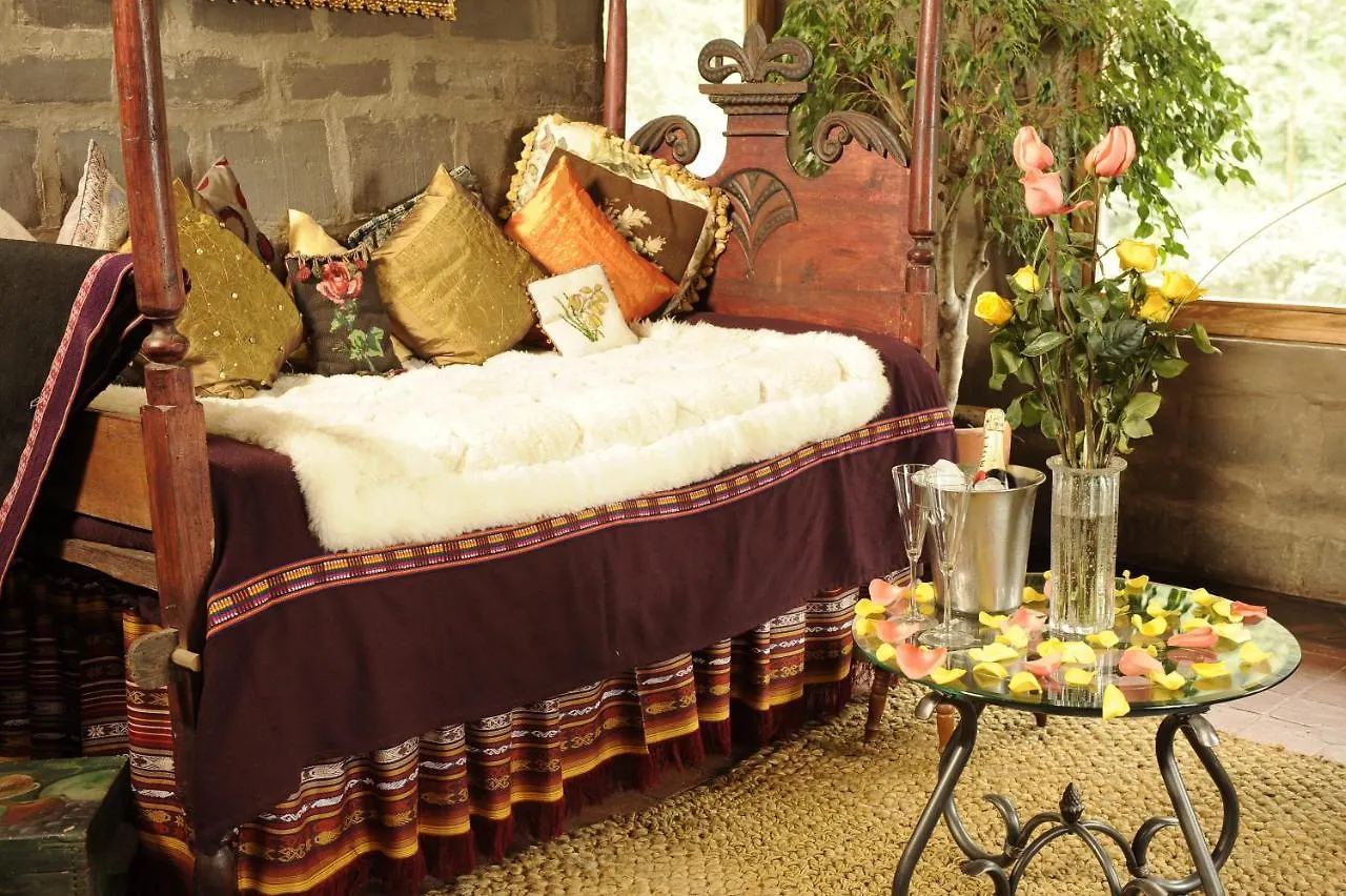 Hacienda Rumiloma Κίτο 4*,