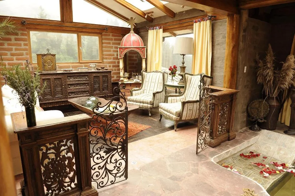 Hacienda Rumiloma Κίτο 4*,