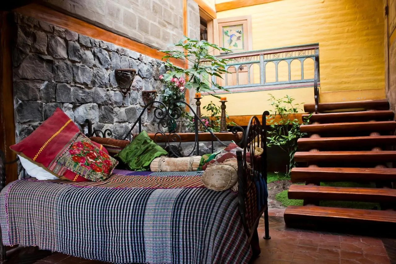 **** Hotel Hacienda Rumiloma Quito Ecuador