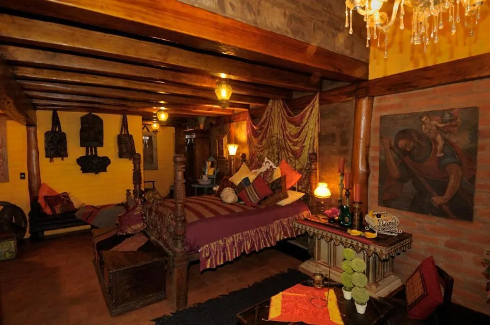 **** מלון קיטו Hacienda Rumiloma אקוודור